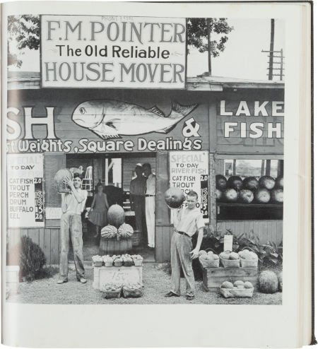 [Photography]. Walker Evans. American Photograph: [Photography]. Walker Evans. American Photographs. With an Ess
