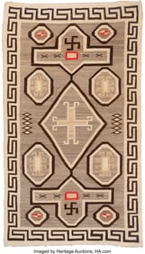 70104: A Navajo Regional Rug  Crystal c. 1930  native h