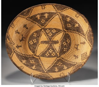 70122: A Yavapai Pictorial Coiled Tray  c. 1920   willo