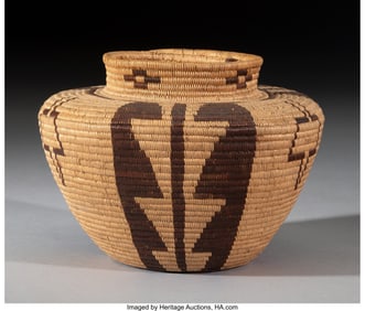 70134: A Panamint Coiled Bottleneck Jar  c. 1920  willo