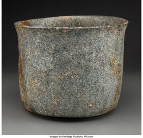 70210: A Xochipala Bowl with Tapering Walls and Flared