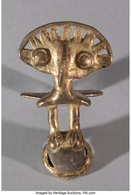70268: A Gold Owl Finial  Zenu, Colombia, c. 100 - 1000