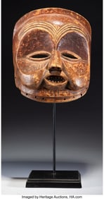 70307: A Mbunda Sachihongo Mask  Angola/Zambia, c. late
