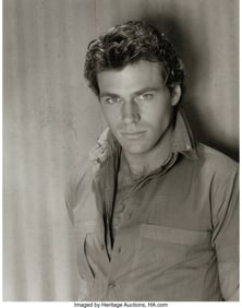 38098&colon; Harry Langdon &lpar;American&comma; b&period; 1934&rpar; Jon-Erik Hexum