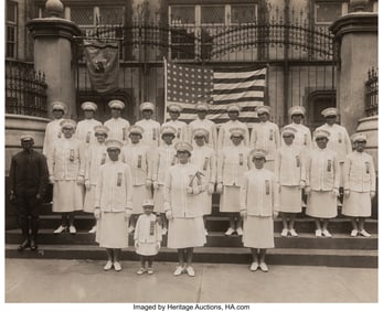38128&colon; James Van Der Zee &lpar;American&comma; 1886-1983&rpar; Harlem T