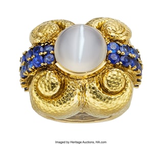 55196: David Webb Cat's-Eye Moonstone, Sapphire, Gold