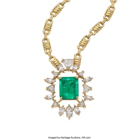 55308: Colombian Emerald, Diamond, Gold Necklace Stone