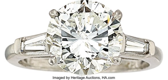 55311: Diamond, Platinum Ring Stones: Round brilliant-