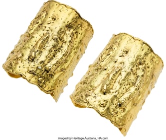 55355: Van Cleef & Arpels Gold Bracelets Metal: 18k go