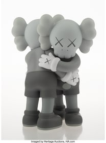 43234&colon; KAWS &lpar;b&period; 1974&rpar; Together &lpar;Grey&rpar;&comma; 2018 Painted cas