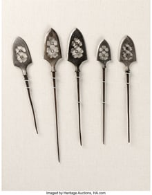 40010: Group of Five Exceptional Japanese Yanone With C