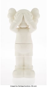 45085&colon; KAWS &lpar;b&period; 1974&rpar; Holiday&colon; UK Ceramic Container &lpar;Wh