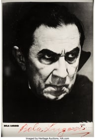 38007&colon; Bela Lugosi Signed "Count Dracula" Photograph&period;  