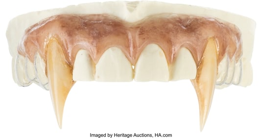 38534&colon; Dark Shadows &lpar;Warner Bros&period;&comma; 2012&rpar;&comma; Johnny Depp "