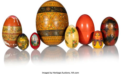 84122&colon; A Group of Eight Russian Wooden Painted Eggs Lik