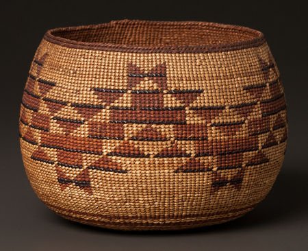 A NORTHERN CALIFORNIA TWINED BOWL c. 1900: A NORTHERN CALIFORNIA TWINED BOWL c. 1900 woven of bear grass, maidenhair fern, and hazel over a pine root