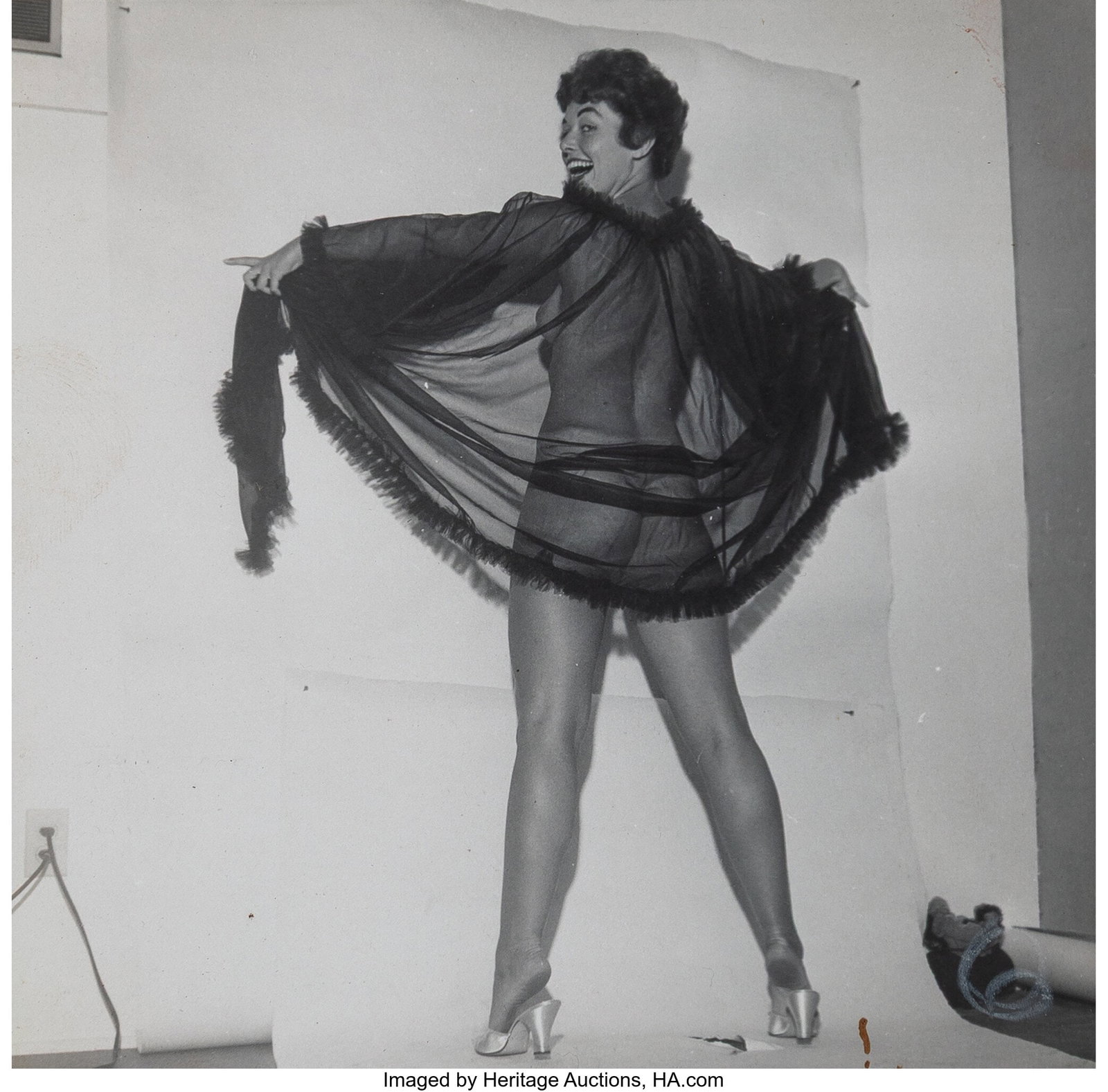 Gil Elvgren (American, 1914-1980) Myrna Hansen i: Gil Elvgren (American, 1914-1980) Myrna Hansen in Artist Studio, 1960 Gelatin silver print on Velox paper 4-1/2 x 4-1/2 inches (11.4 x 11.4 cm) &l