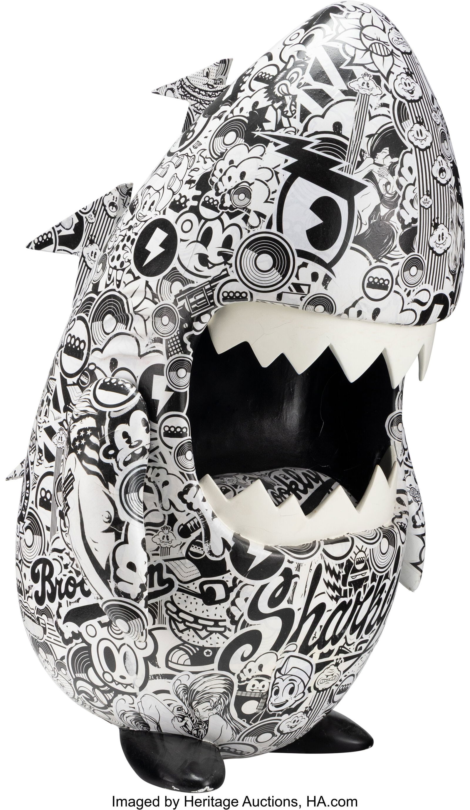 Tristan Eaton (b. 1978) Sharkie, circa 2011 Mixe: Tristan Eaton (b. 1978) Sharkie, circa 2011 Mixed media on painted cast vinyl 40 x 25 x 25 inches (101.6 x 63.5 x 63.5 cm) HID03101062020 © 2