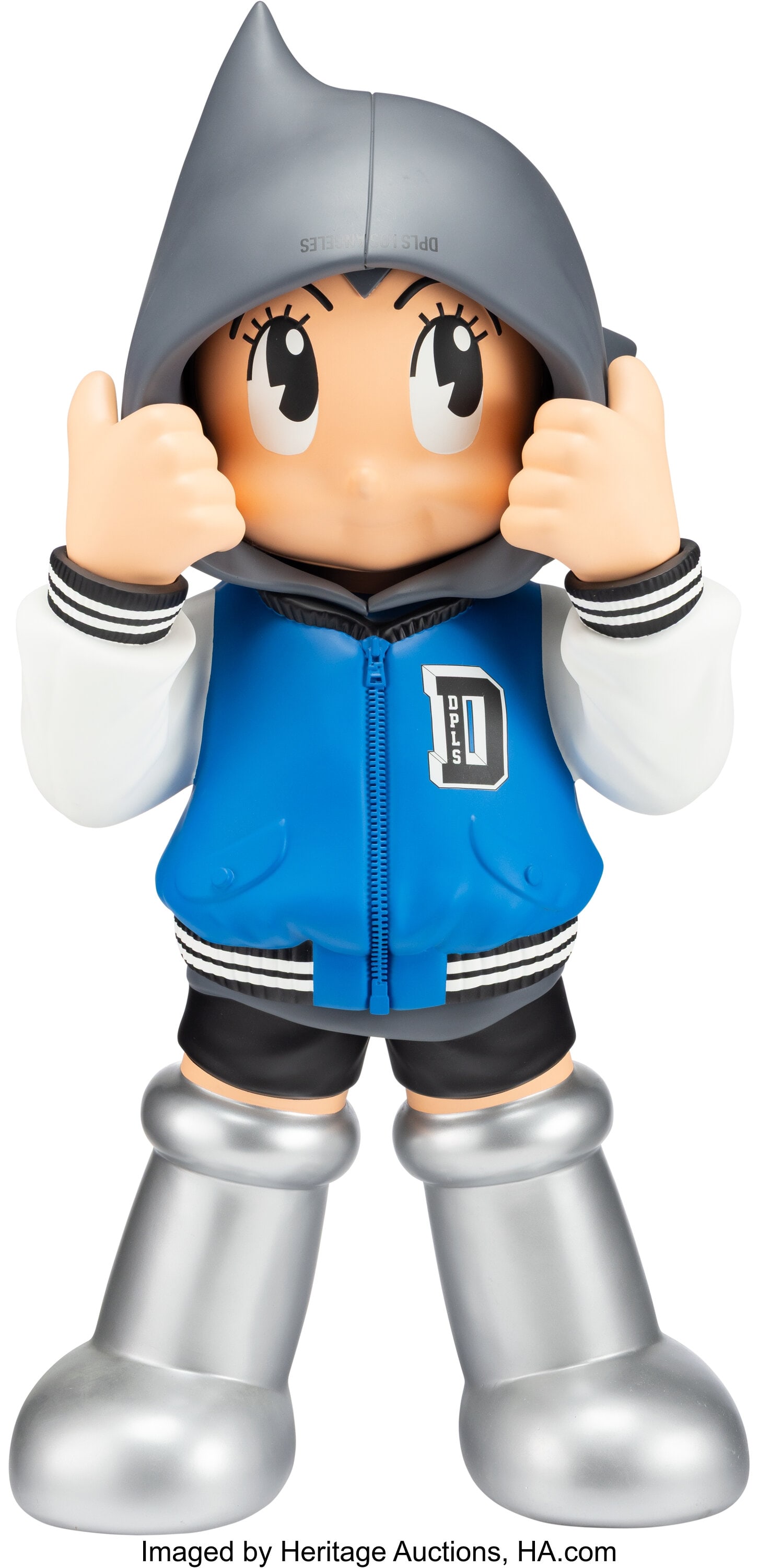 Toy Qube XL Astro Boy Hoodie (Blue) Painted cast: Toy Qube XL Astro Boy Hoodie (Blue) Painted cast vinyl 48 x 25 x 25 inches (121.9 x 63.5 x 63.5 cm) HID03101062020 © 2026 Heritage Auctions | All Rig