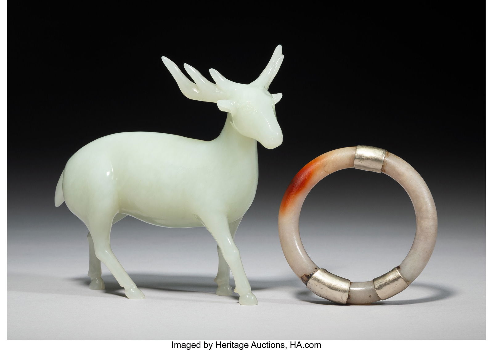 Two Chinese Carved Jade Articles, 20th century 5 (1 of 2)