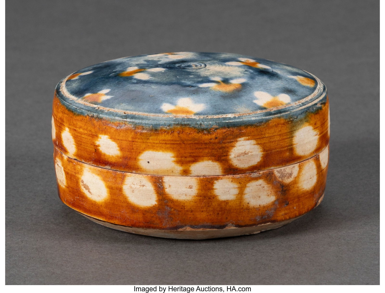 A Chinese Sancai-Glazed Covered Box 1-3/8 x 2-3/ (1 of 3)