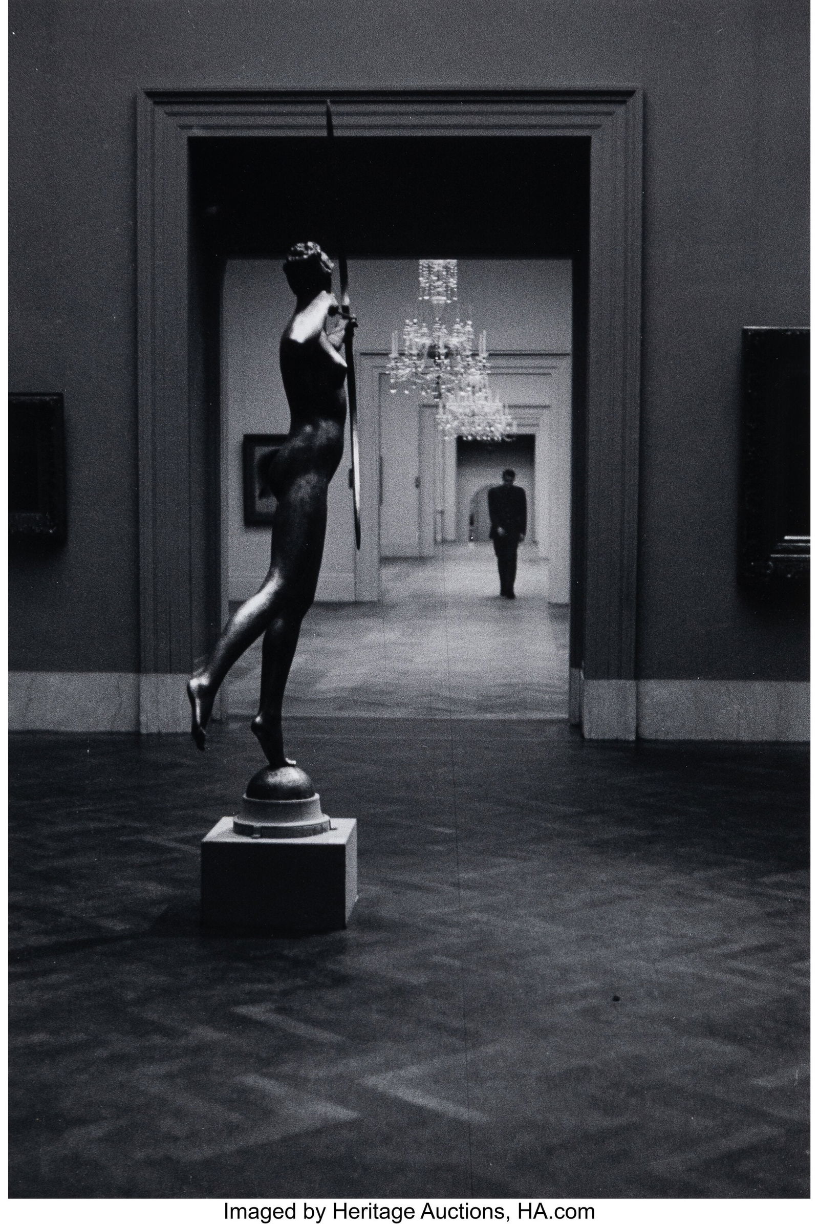Elliott Erwitt (American, 1928-2023) Metropolita: Elliott Erwitt (American, 1928-2023) Metropolitan Museum of Art, New York, 1949 Gelatin silver print, printed later 18 x 12 inches (45.7 x 30.5 cm&