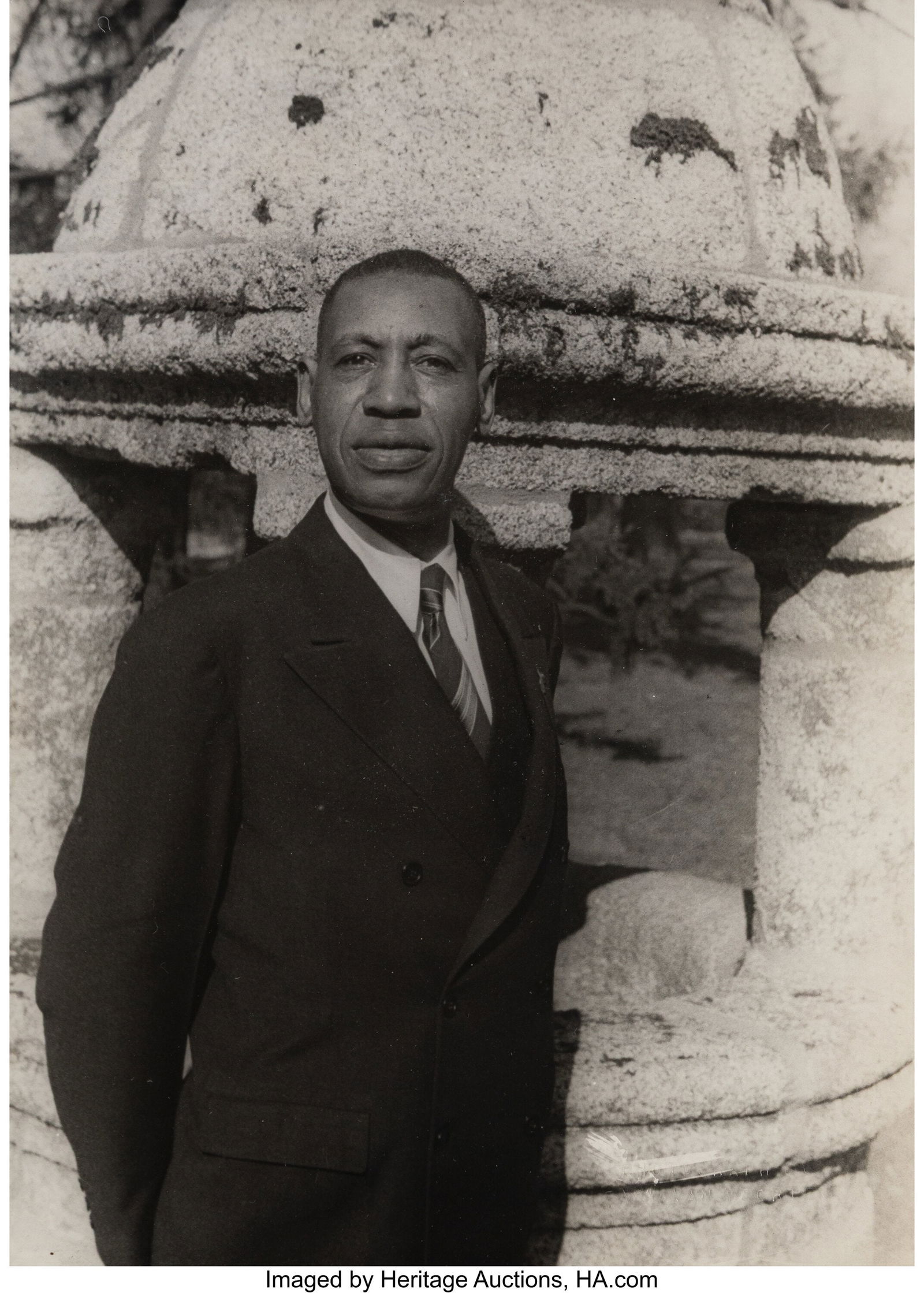 Carl Van Vechten (American, 1880-1964) Horace Pi: Carl Van Vechten (American, 1880-1964) Horace Pippin, 1940 Gelatin silver print 9-7/8 x 7-1/8 inches (25.0 x 18.2 cm) (image/sheet)