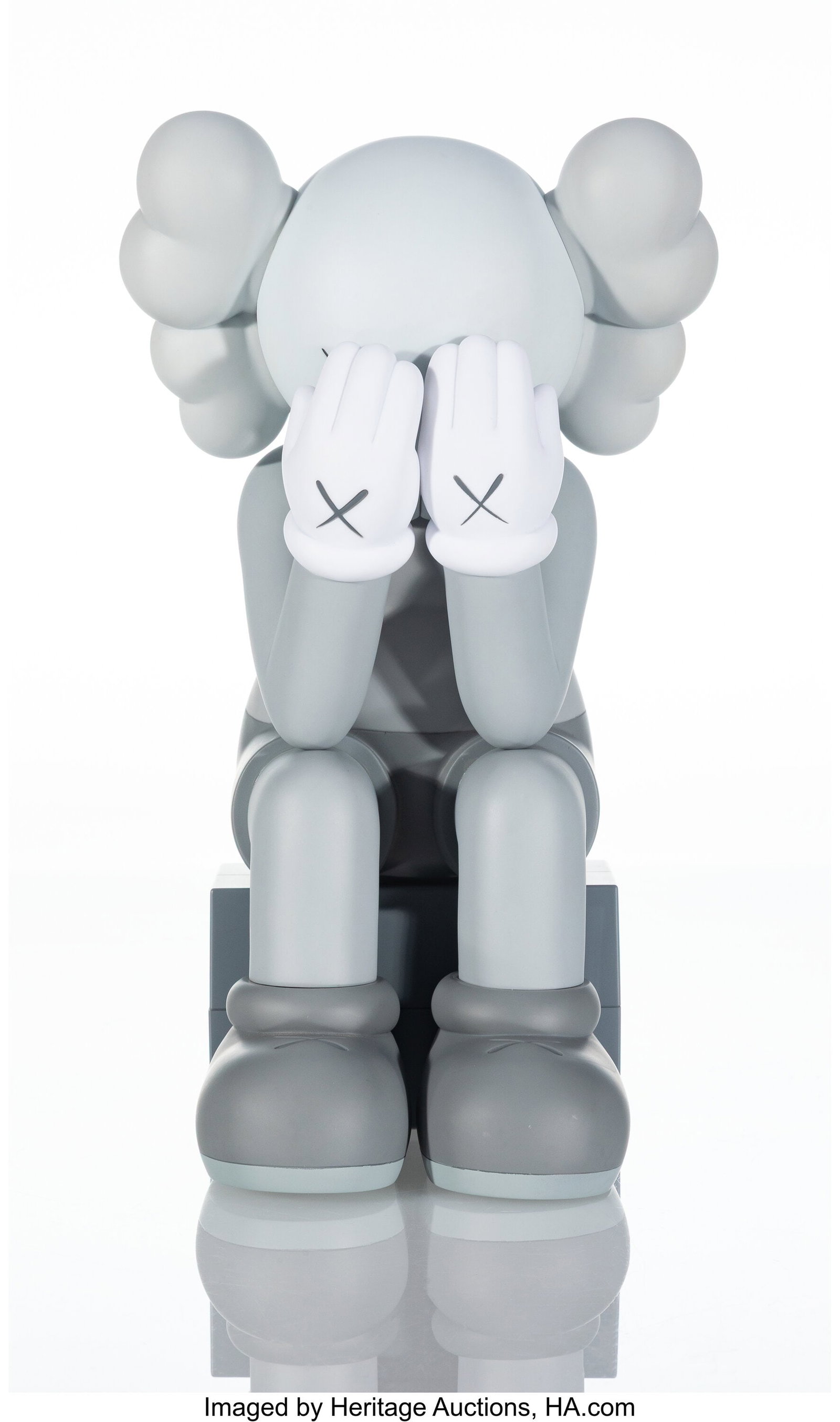 KAWS (b. 1974) Passing Through Companion (Grey),: KAWS (b. 1974) Passing Through Companion (Grey), 2013 Painted cast vinyl 11-1/2 x 6-1/2 x 7-1/4 inches (29.2 x 16.5 x 18.4 cm&rpa