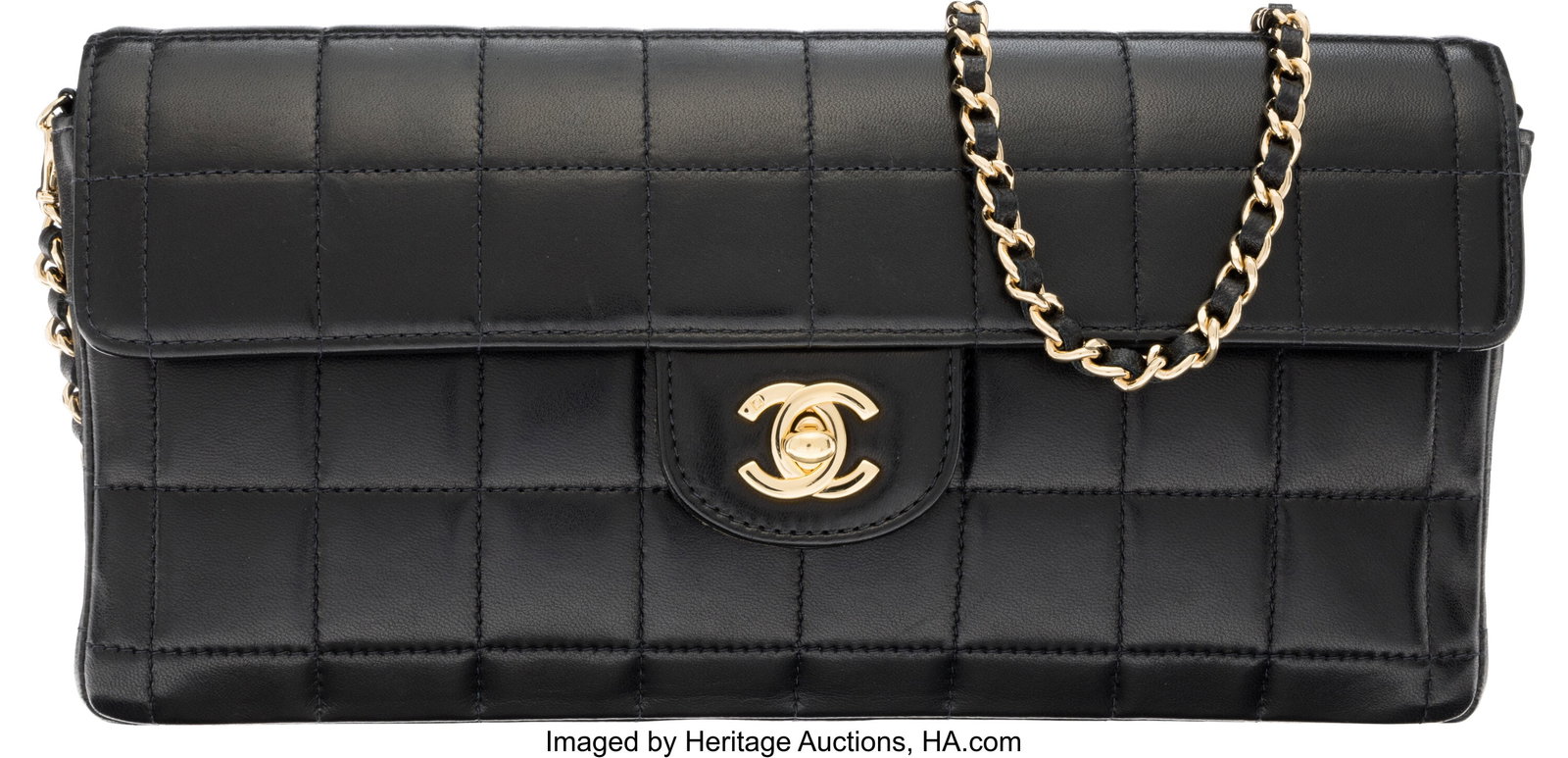 Chanel Black Chocolate Bar Quilted Lambskin Leat: Chanel Black Chocolate Bar Quilted Lambskin Leather East-West Flap Bag with Gold Hardware 2003-2004 Condition: 3 10" Width x 5" Height x 1.75" Depth This bag is done in Black Lambskin Lea