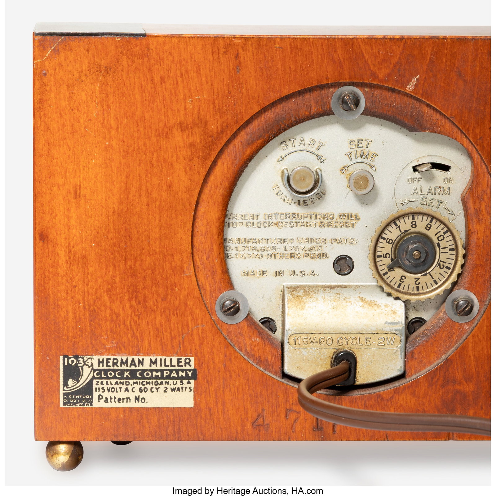 Attributed to Gilbert Rohde Table Clock, Model 4 - 4