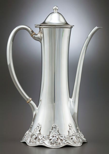 A TIFFANY & CO. SILVER DEMITASSE COFFEE POT Tif: A TIFFANY & CO. SILVER DEMITASSE COFFEE POT Tiffany & Co., New York, New York, circa