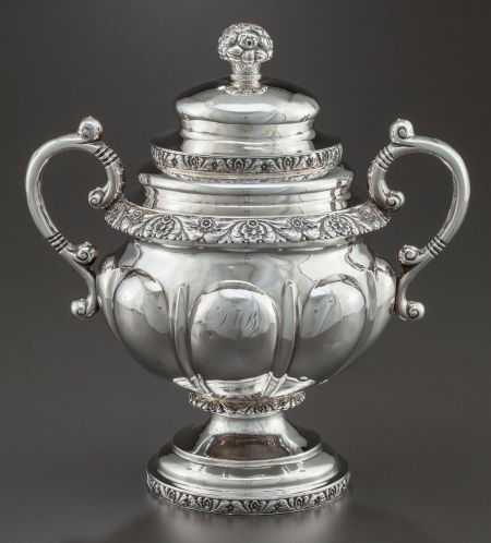 A BALDWIN GARDINER COIN SILVER COVERED SUGAR BOW: A BALDWIN GARDINER COIN SILVER COVERED SUGAR BOWL Baldwin Gardiner, New York, New Yor