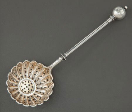 A GEORGE SHARP SILVER AND SILVER GILT SUGAR SIFT: A GEORGE SHARP SILVER AND SILVER GILT SUGAR SIFTERGeorge B. Sharp, Philadelphia, Pennsylva