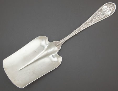 A GORHAM RAPHAEL PATTERN SILVER SERVING SHOVEL : A GORHAM RAPHAEL PATTERN SILVER SERVING SHOVEL 