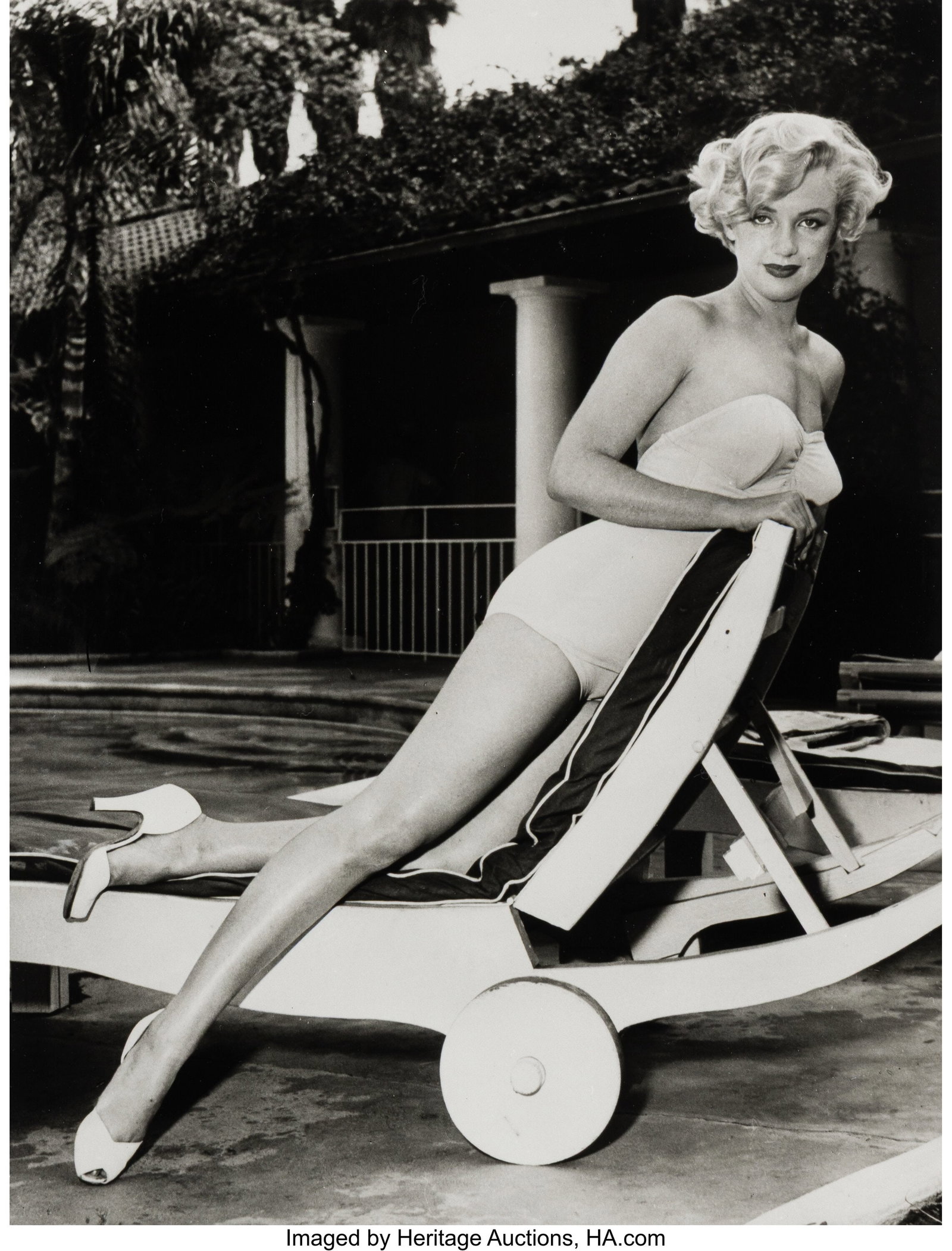 Art Weissman (American, 20th Century) Marilyn Mo: Art Weissman (American, 20th Century) Marilyn Monroe at the Bel Air Hotel, 1951 Gelatin silver print 10-1/2 x 8 inches (26.7 x 20.3 cm) (image&rp