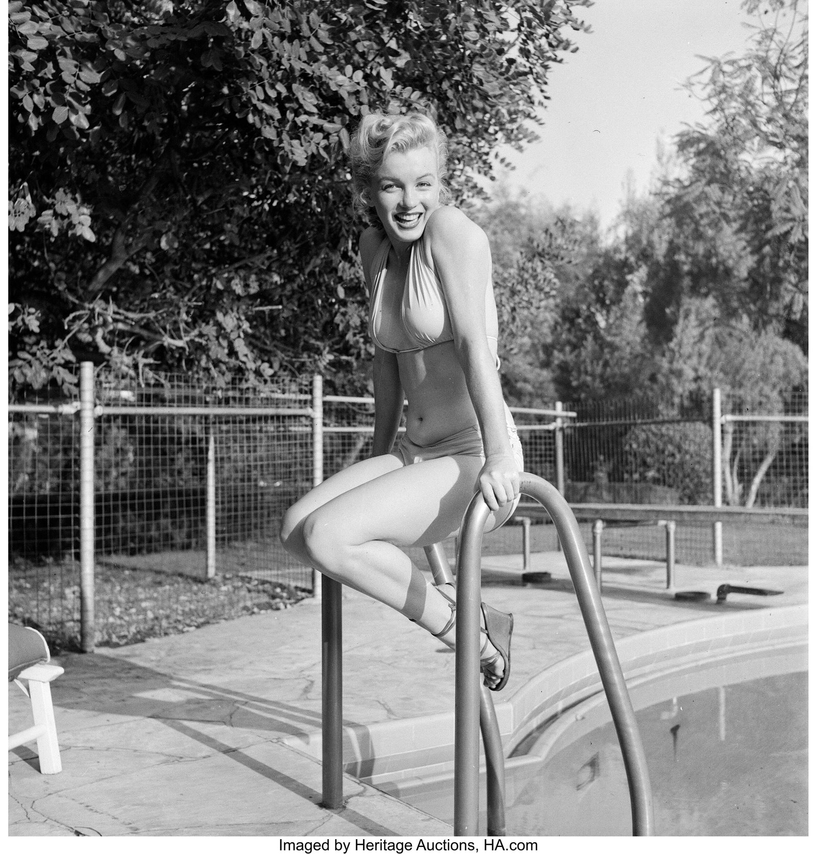 Marilyn Monroe for "Poolside Session" in Beverly (1 of 10)