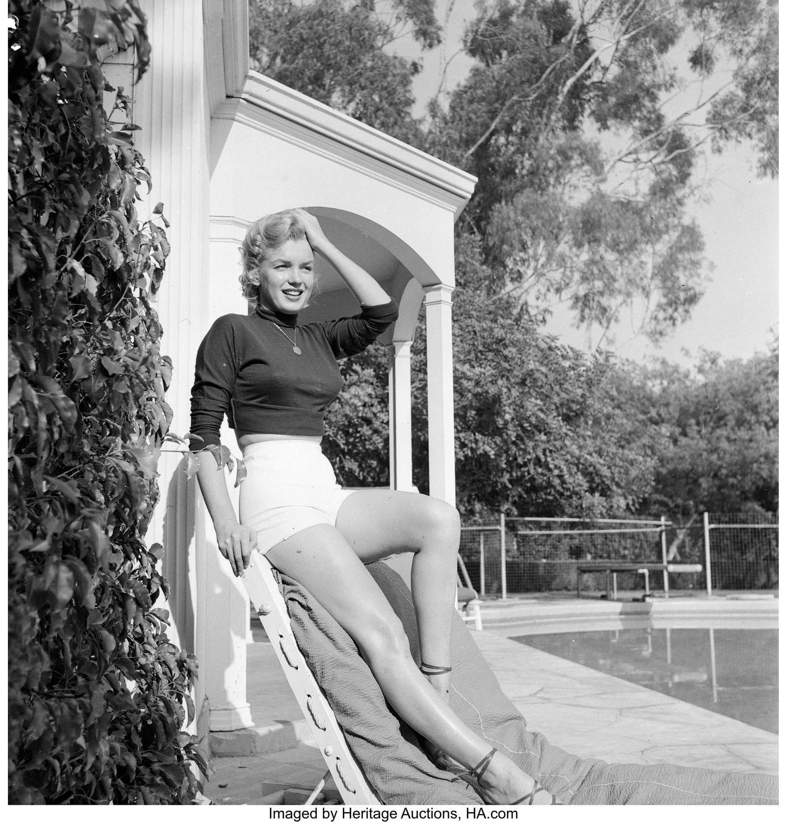 Marilyn Monroe for "Poolside Session" in Beverly - 8
