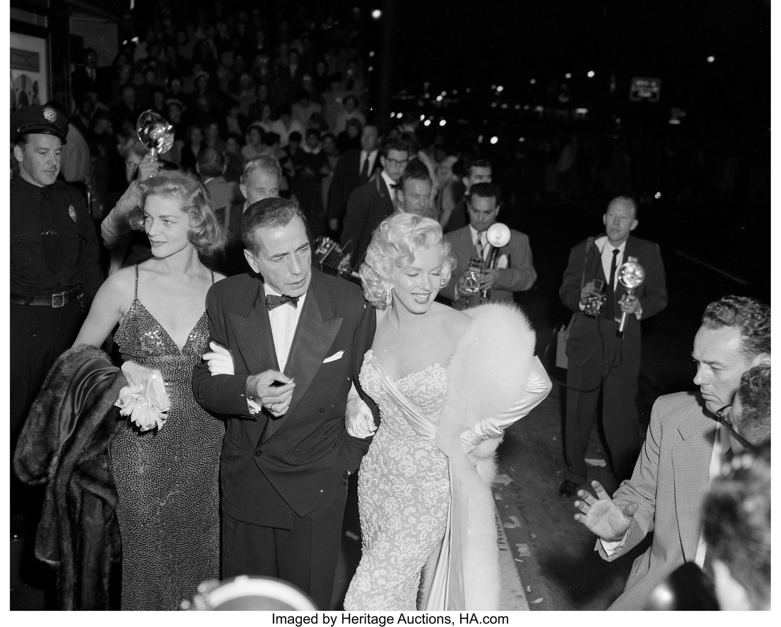 Marilyn Monroe with Humphrey Bogart and Lauren B (1 of 10)