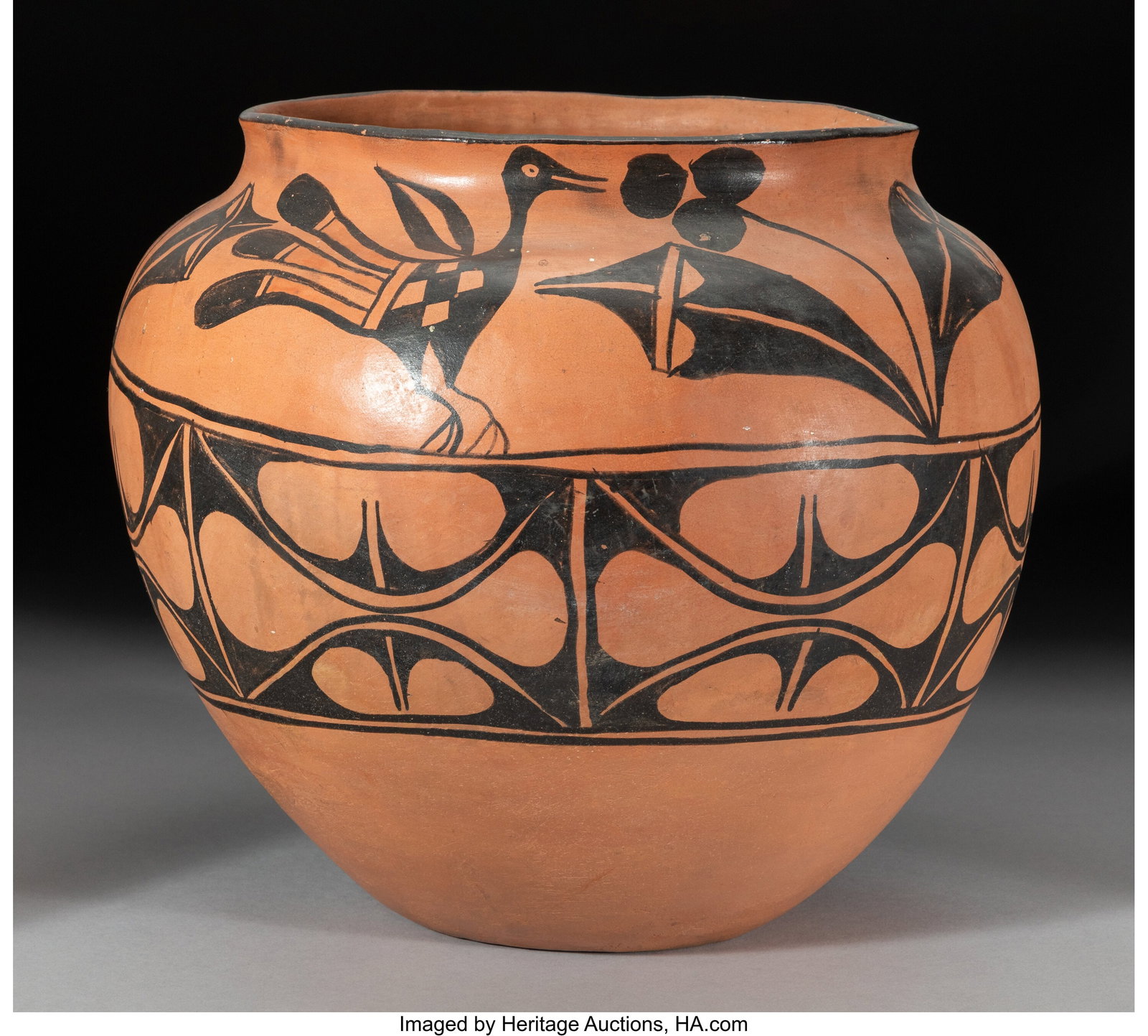 A Santo Domingo Black-on-Red Storage Jar c. 195 (1 of 3)