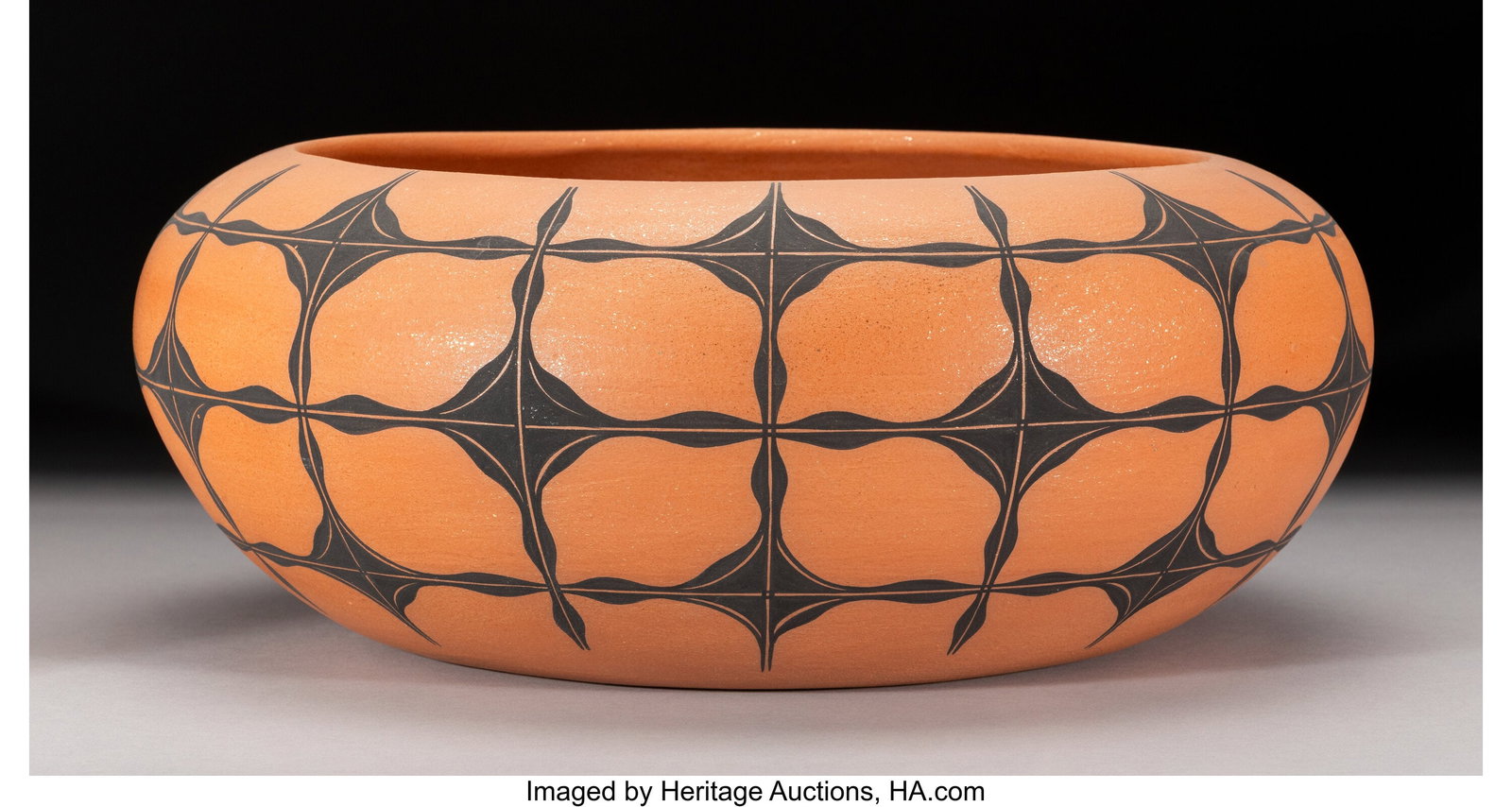 A Large Santo Domingo Black-on-Red Bowl Joshua  (1 of 4)