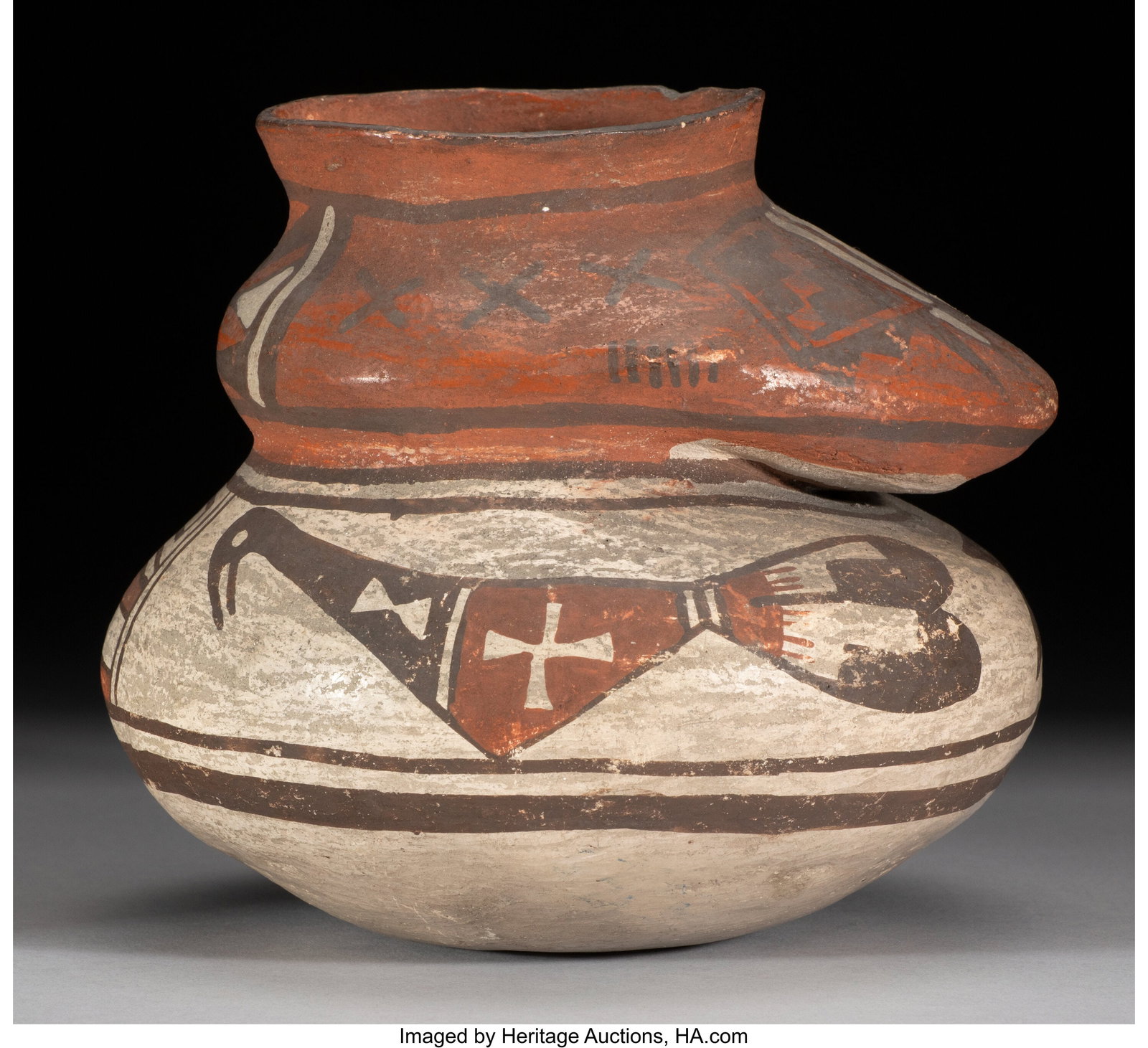 A Polacca/ Hopi Polychrome Bird Effigy Vase c.  (1 of 5)