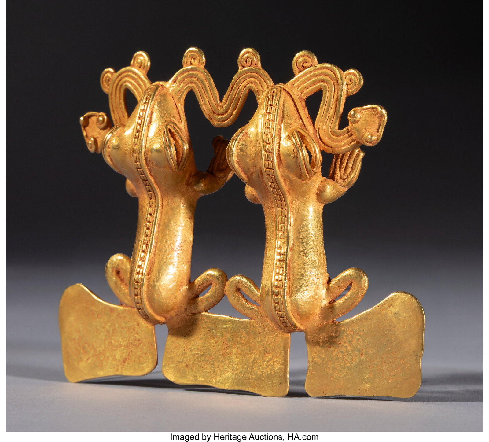 A Large Gold Double Frog Pendant Panama, probab (1 of 3)