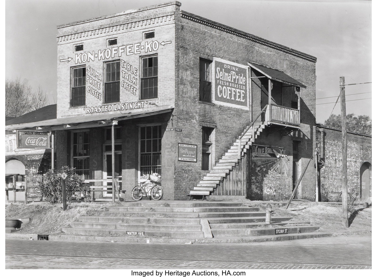 Walker Evans (American, 1903-1975) Group of 3 ph: Walker Evans (American, 1903-1975) Group of 3 photographs, 1935-1938 Gelatin silver prints, printed later 8 x 10 inches (20.3 x 25.4 cm) (sheet