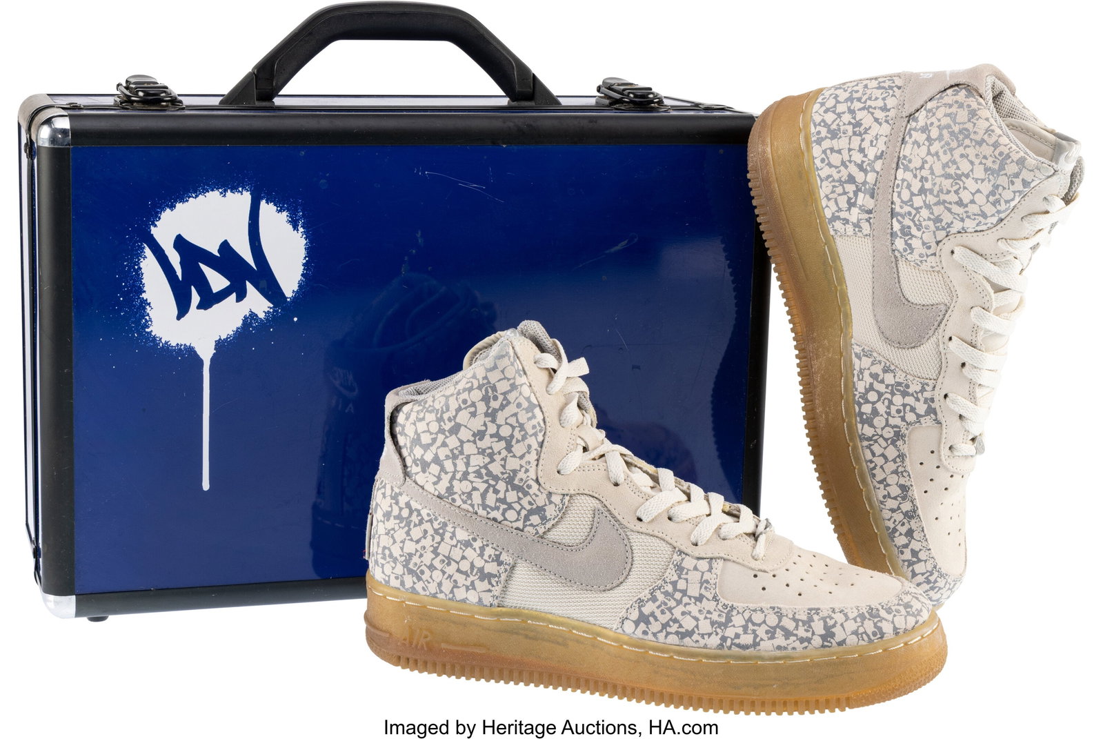 Nike Air Force 1 High STASH London, 2003 Size 10: Nike Air Force 1 High STASH London, 2003 Size 10 Ed. 108/250 HID03101062020 © 2026 Heritage Auctions | All Rights Reserved www.HA.com/TexasAuctioneerLicens