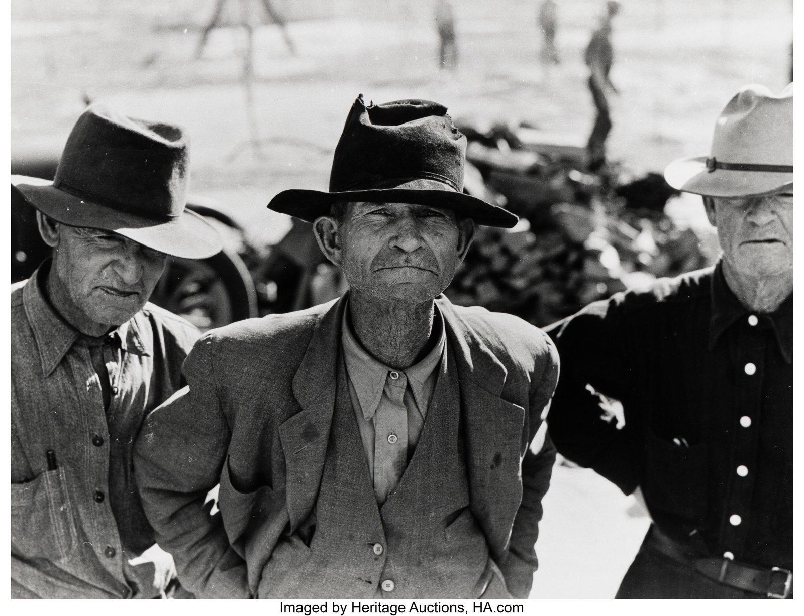 Dorothea Lange (American, 1895-1965) Group of 6 : Dorothea Lange (American, 1895-1965) Group of 6 photographs, 1935-1939 Gelatin silver prints, printed later 8 x 10 inches (20.3 x 25.4 cm) (she