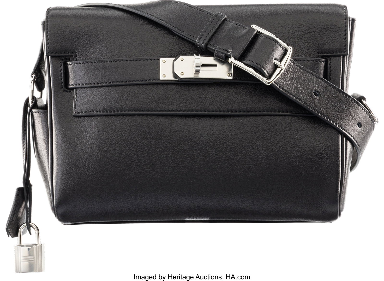 Hermès Black Evercolor Leather Messenger PM Bag: Hermès Black Evercolor Leather Messenger PM Bag with Palladium Hardware W, 2024 Condition: 2 9.75" Width x 7" Height x 4.25" Depth This bag is done in Black Evercolor