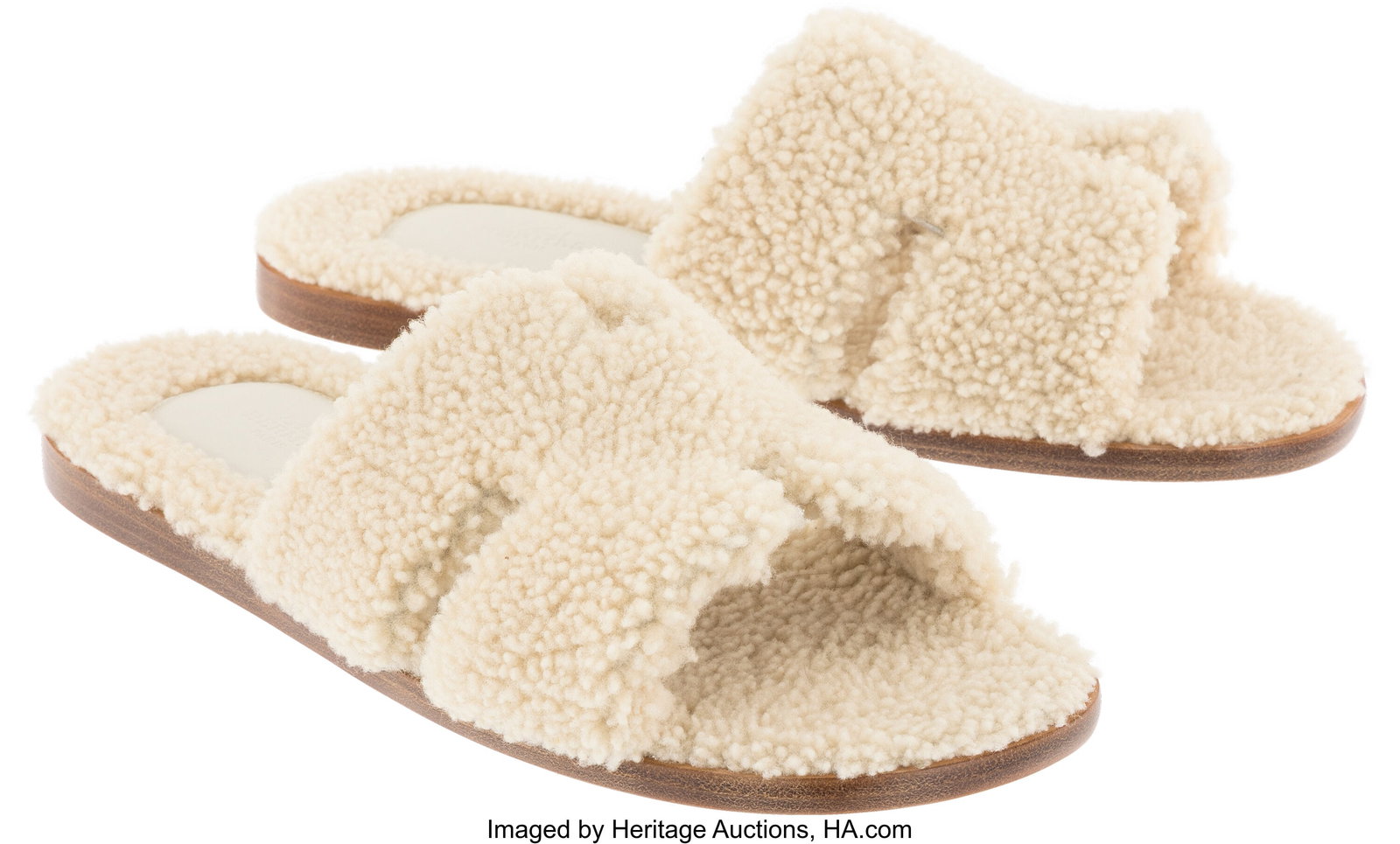 Hermès Shearling Izmir Sandals Condition: 1 Si (1 of 3)