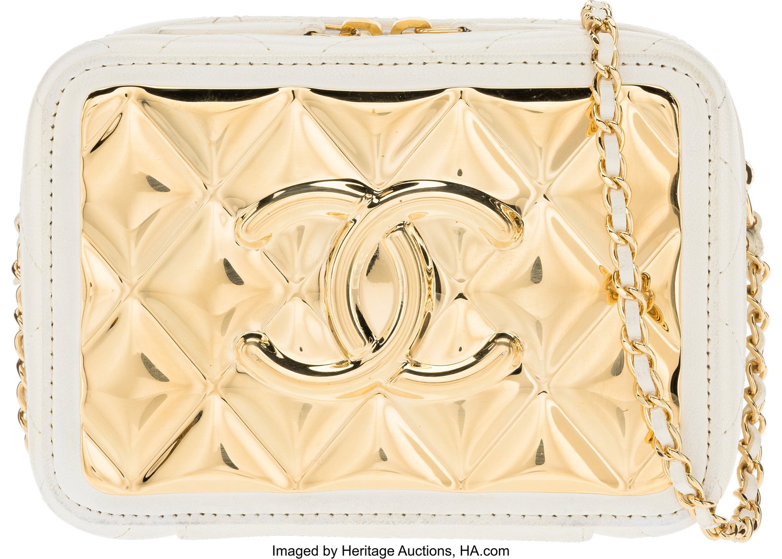Chanel White Quilted Lambskin Leather Gold Plate: Chanel White Quilted Lambskin Leather Gold Plate Mini Vanity Case with Gold Hardware 2021 Condition: 2 5.5" Width x 4" Height x 3" Depth This bag is done in White Lambskin Leather with Go