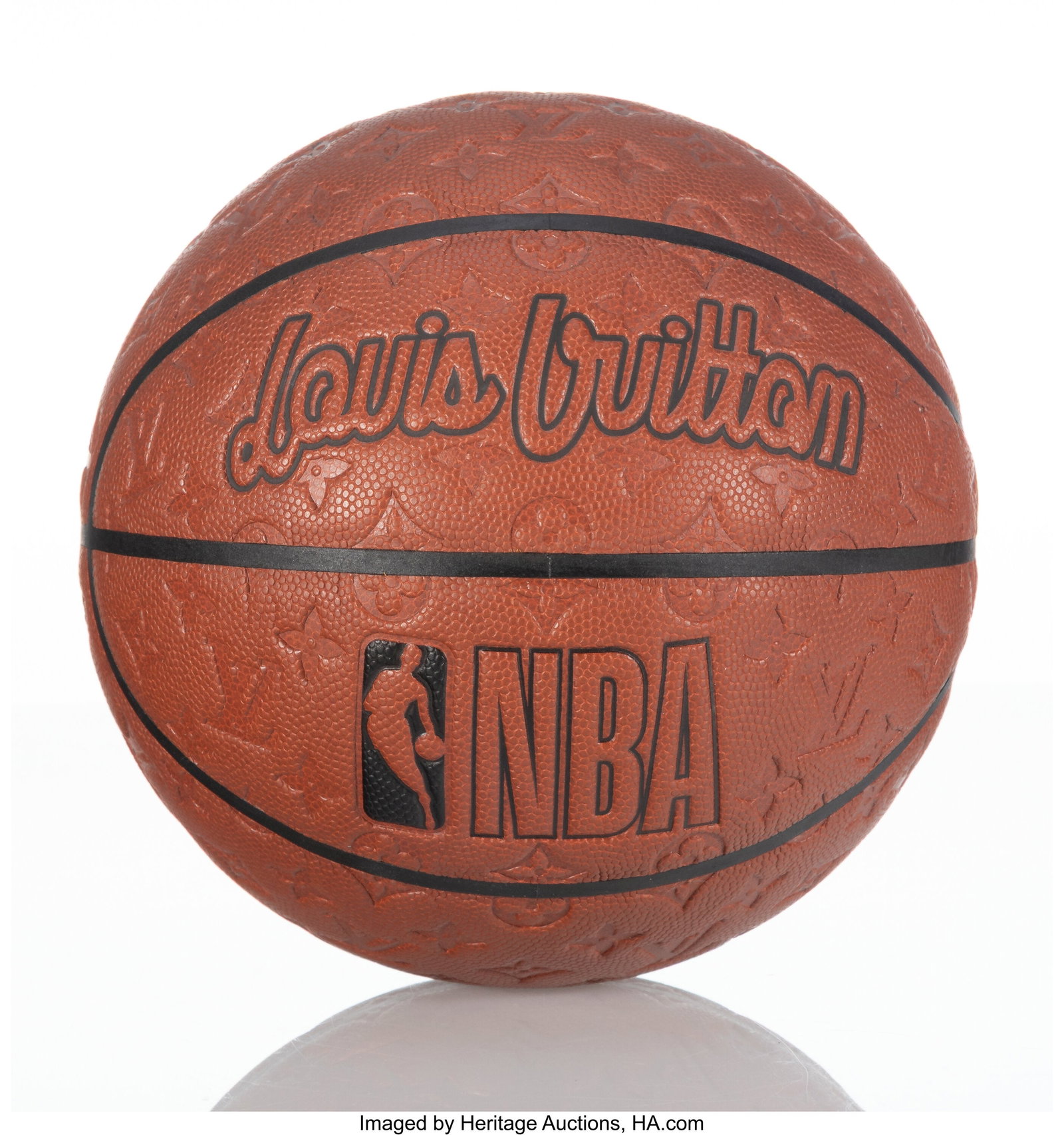 Louis Vuitton Virgil Abloh X NBA Monogram Basket (1 of 3)