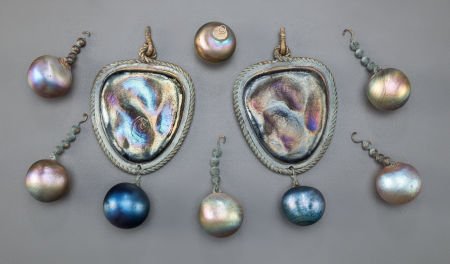 GROUP OF EIGHT TIFFANY STUDIOS IRIDESCENT BALLS : GROUP OF EIGHT TIFFANY STUDIOS IRIDESCENT BALLS AND PENDANTS Circa 1900 5-1/4 inches lon